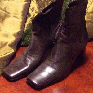 Nine West